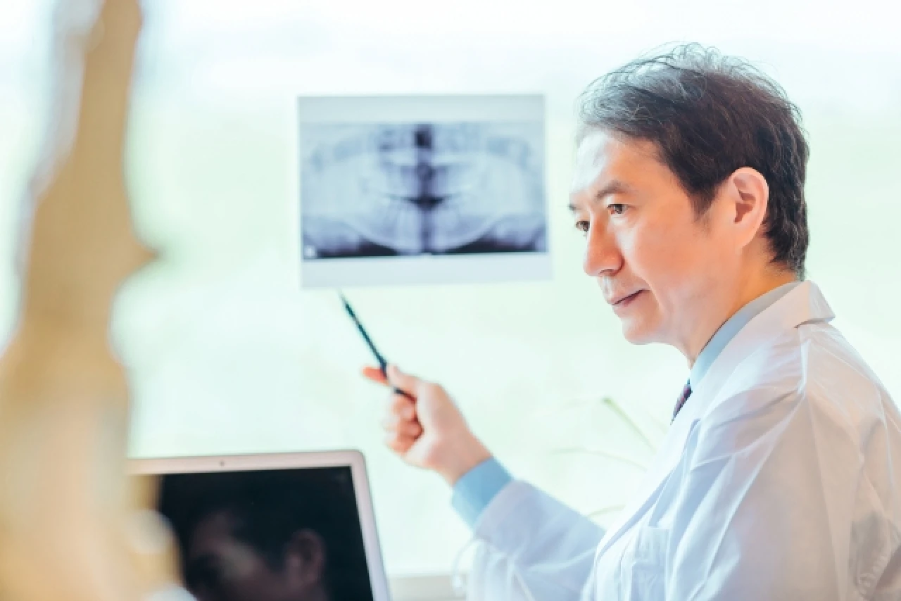 医師の診察風景